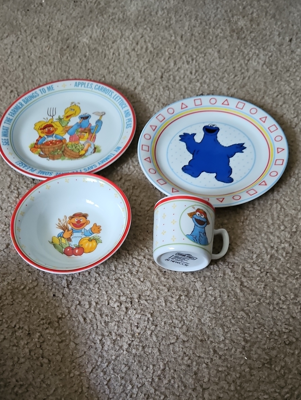 Sesame Street Big Bird Cookie Monster Newcor Vintage 1980s